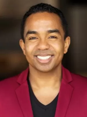 Martin Bakari