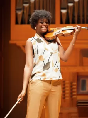 Eliana Cobbs